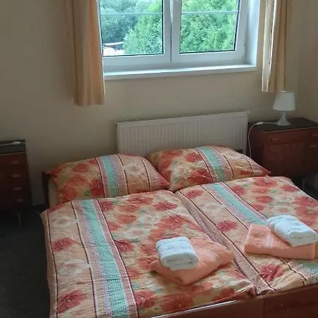 Kaskáda Penzion Vrané nad Vltavou