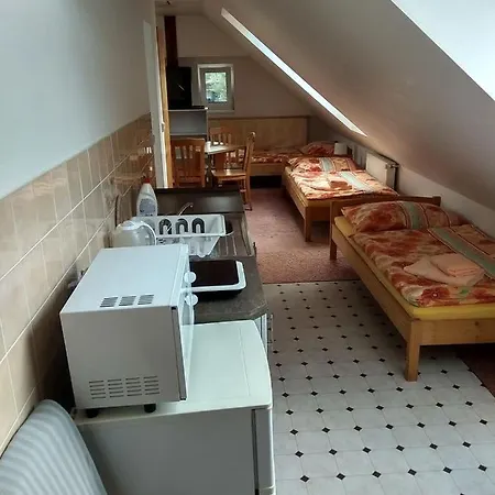 Kaskada Guest house *