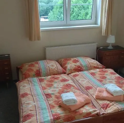 Kaskada Konukevi Vrané nad Vltavou